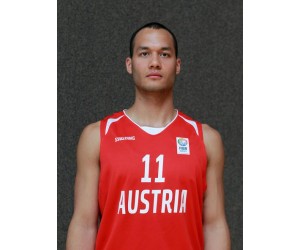 Adam Hammerschmidt basketball player - F