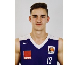 Adrian Tripp basketball player - SF