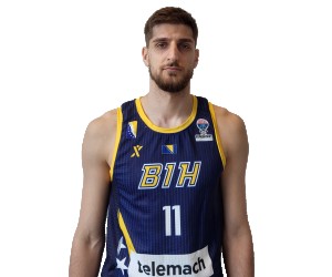 Ajdin Penava basketball player photo 3