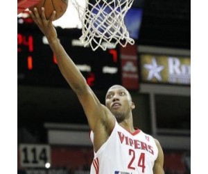 Akil Mitchell basketball player photo 1