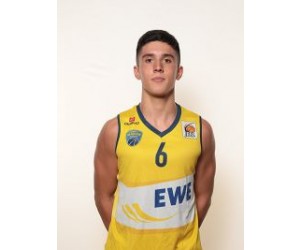 Albert Dashi basketball player - SF