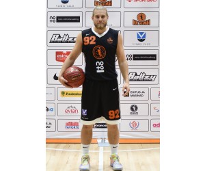 Aleks Aasma basketball player - SG