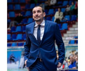 Aleksey Golyakhov basketball player photo 3