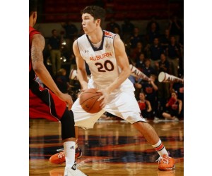 Alex Thompson basketball player photo 1