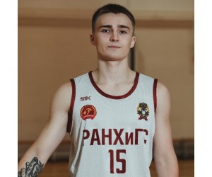 Alexandr Kartashov basketball player photo 2