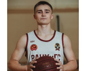 Alexandr Kartashov basketball player photo 3