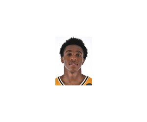 Amari Williams basketball player photo 3