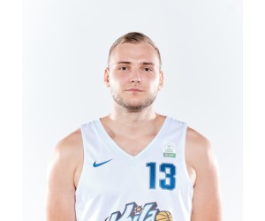 Andrii Myronenko basketball player photo 2