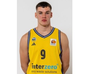 Ari Von Wiegen basketball player