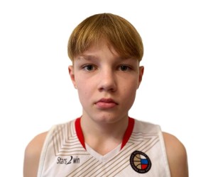 Arseniy Romanov basketball player photo 1