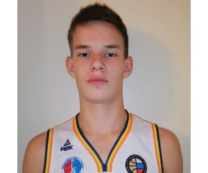 Artem Isakov basketball player photo 2