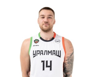 Artem Pisarchuk basketball player photo 3