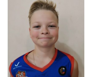 Artemiy Bakhmutskiy basketball player photo 2