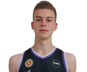 Artur Dykhnych basketball player