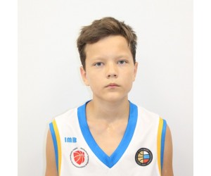 Artur Yanovskikh basketball player photo 2