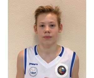 Artyom Gustaynis basketball player photo 1