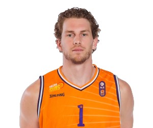 Austin Luke basketball player photo 3