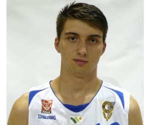 Bartlomiej Szmidt basketball player - C