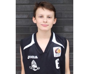 Bela Clobes basketball player - PG