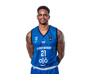 Betinho Gomes basketball player photo 1