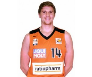 Bjarne Laurin Van Schwartzenberg basketball player - C