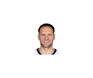 Bojan Bogdanovic basketball player photo 3