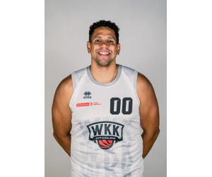 Brad Waldow basketball player photo 2