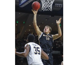 Brett Prahl basketball player photo 1