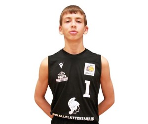 Carlo Ewest basketball player photo 2