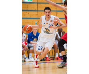 Cosmo Gruehn basketball player - C