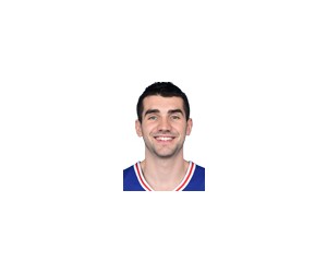 Dakota Mathias basketball player photo 3