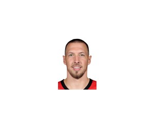 Daniel Theis basketball player photo 4