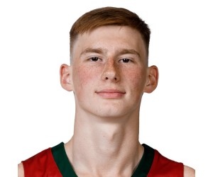 Daniil Ishchenko basketball player photo 3