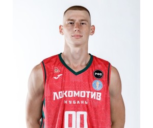 Daniil Ishchenko basketball player photo 4