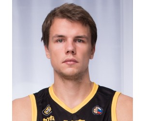 Daniil Karvanen basketball player photo 3