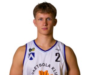 Davis Smiltnieks basketball player
