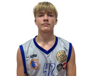 Davis Ziraks basketball player