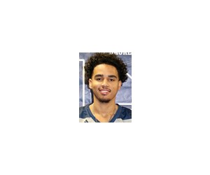 Deandre Henry basketball player - PF