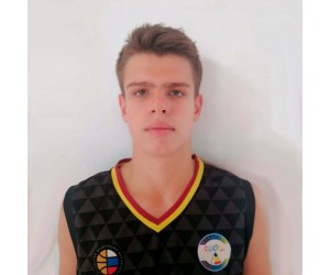 Denis Snytkin basketball player photo 3