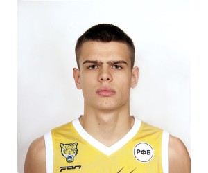 Denis Snytkin basketball player photo 4