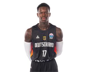 Dennis Schroeder basketball player photo 5