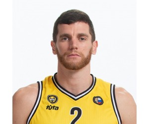 Dino Cinac basketball player - PF/F