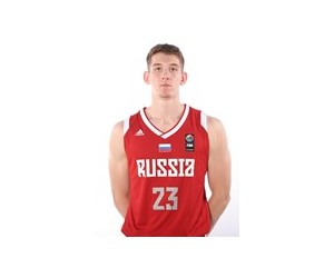 Dmitrii Kadoshnikov basketball player photo 1