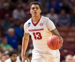 Dustin Thomas basketball player photo 1