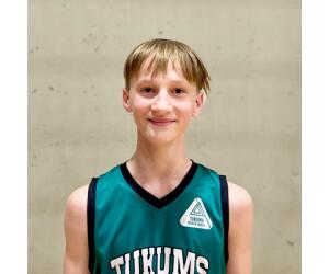 Edgars Milts basketball player