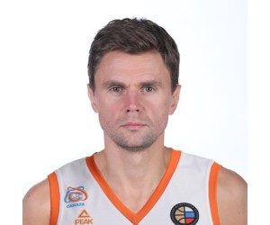 Egor Vyaltsev basketball player photo 4