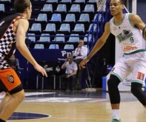 Elie Okobo basketball player photo 1