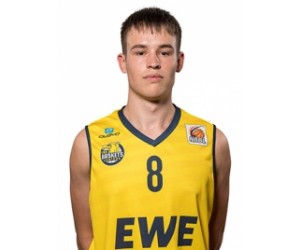 Elija Kopia basketball player - SF