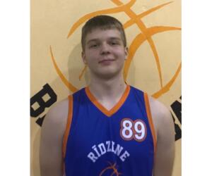 Emils Saksons basketball player - SG