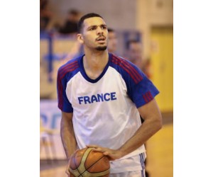 Emryss Mormin basketball player - C